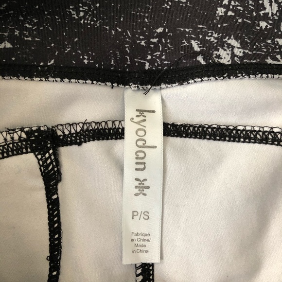 Patterned Leggings - Picture 4 of 4